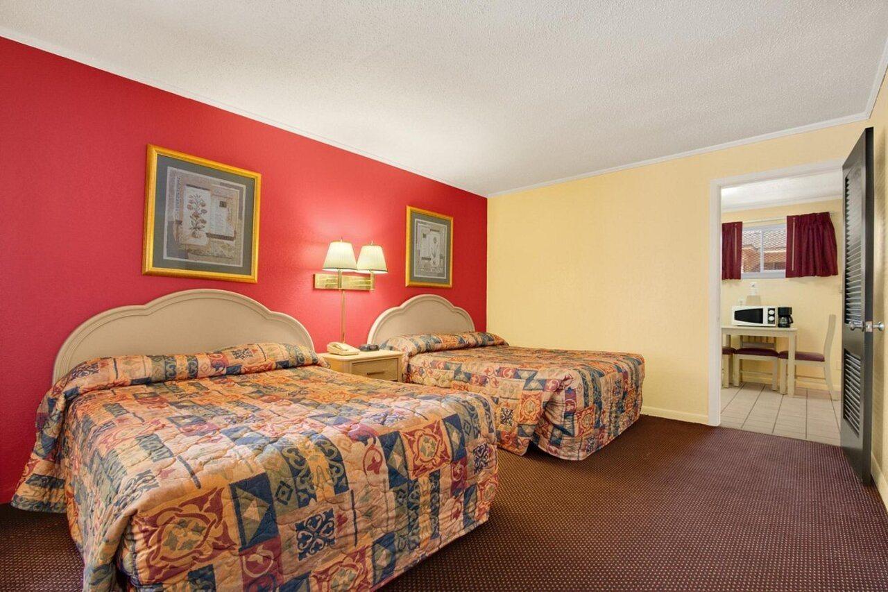 Royal Palace Inn And Suites Myrtle Beach Ocean Blvd Ngoại thất bức ảnh