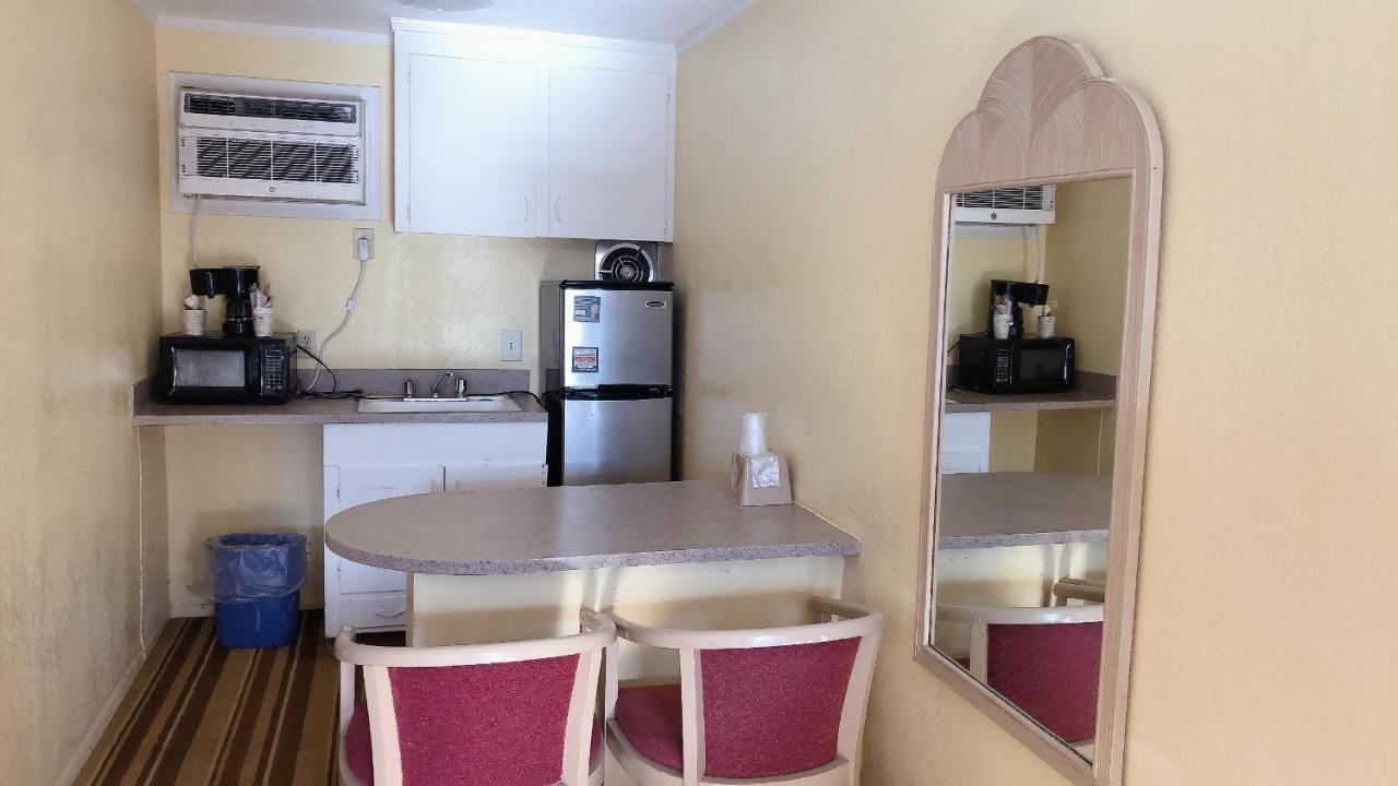 Royal Palace Inn And Suites Myrtle Beach Ocean Blvd Ngoại thất bức ảnh